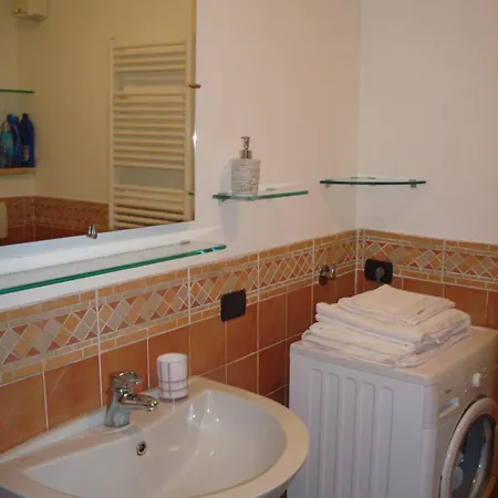 Al Teatro Apartment Daire