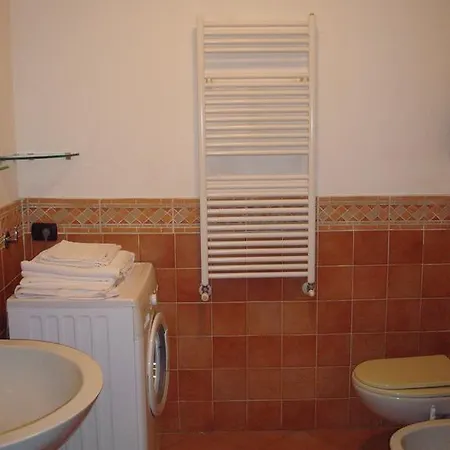 Daire Al Teatro Apartment Alba (Piedmont)